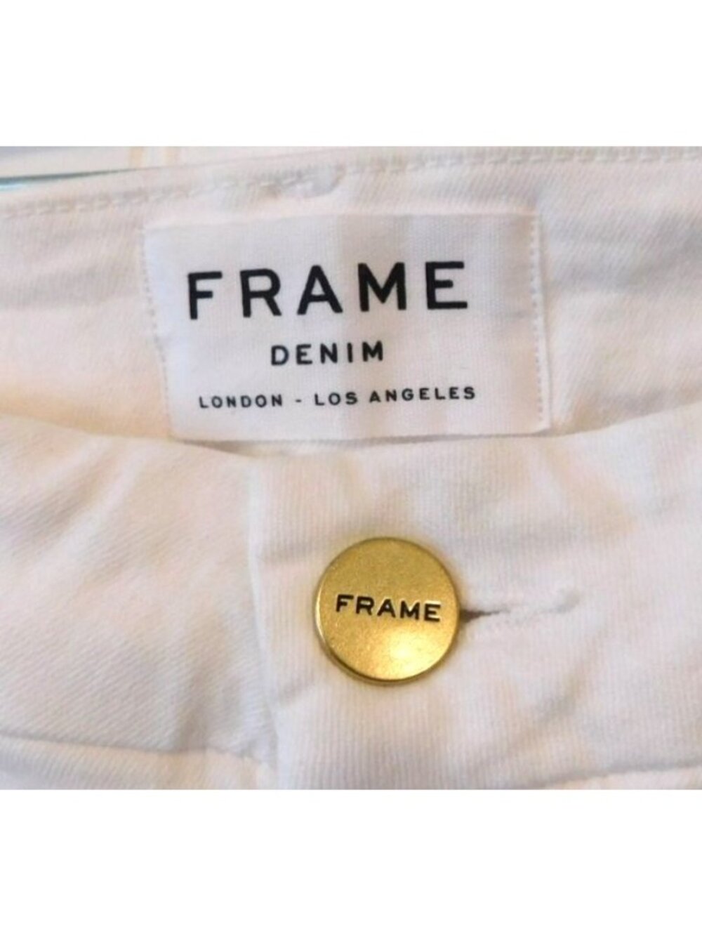 FRAME Le Crop Mini Boot White Jeans Sz 26 Cropped Flare Denim Quiet Luxury - Picture 2 of 4